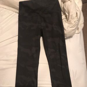 Camo leggings